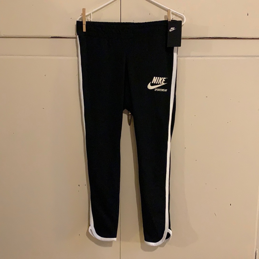 Nike Sportswear Women’s Legging